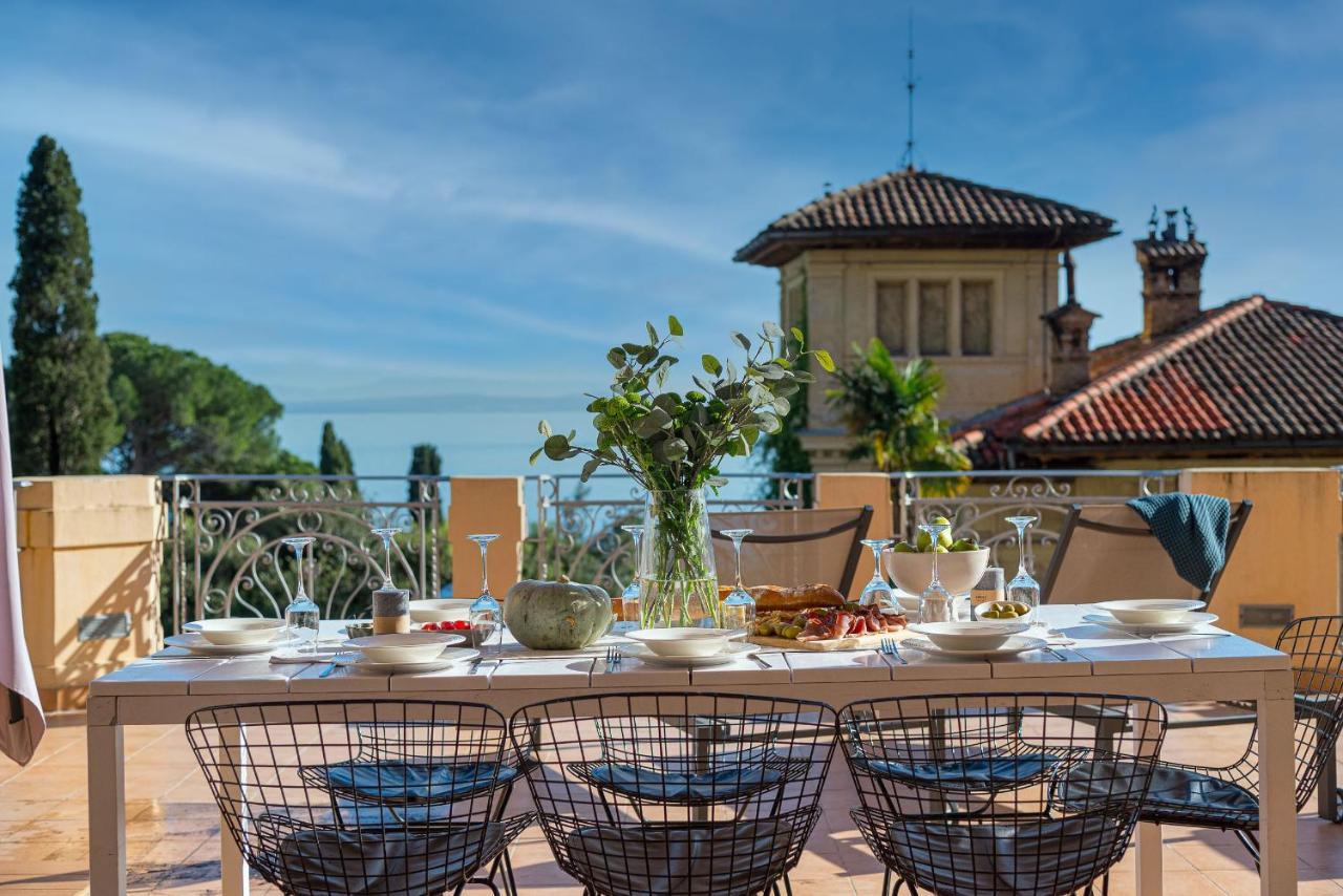 Luxury Seaview Apartment Abbázia Kültér fotó
