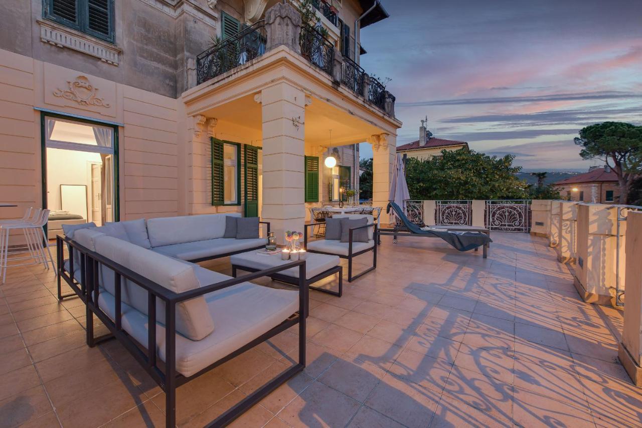 Luxury Seaview Apartment Abbázia Kültér fotó